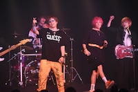 「EXIT初来日チャラ卍バイブスぶち上げJAPANツアー光×光それ即ち音になりけり ～おそくなってんじゃん～★控えめに言ってグランドチャラーレ★」の様子。