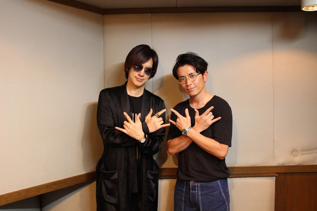 左からDAIGO、オリエンタルラジオ藤森。(c)TOKYO FM