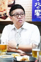 「土曜プレミアム『ほんとにあった怖い話 20周年スペシャル』」内のドラマ「赤い執着」に出演するミキ昴生。(c)フジテレビ