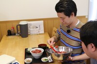 「冒険発掘バラエティ 霜降り明星のあてみなげ」より。(c)静岡朝日テレビ