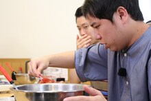 「冒険発掘バラエティ 霜降り明星のあてみなげ」より。(c)静岡朝日テレビ