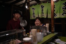 お～い！久馬（左）とゆりやんレトリィバァ（右）。