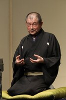 「朝日名人会ライヴCDシリーズ6ヶ月連続発売記念『柳家小三治の会』」に出演した柳家小三治。（写真：横井洋司）