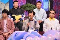 東京03（前列）とチョコレートプラネット（後列）。