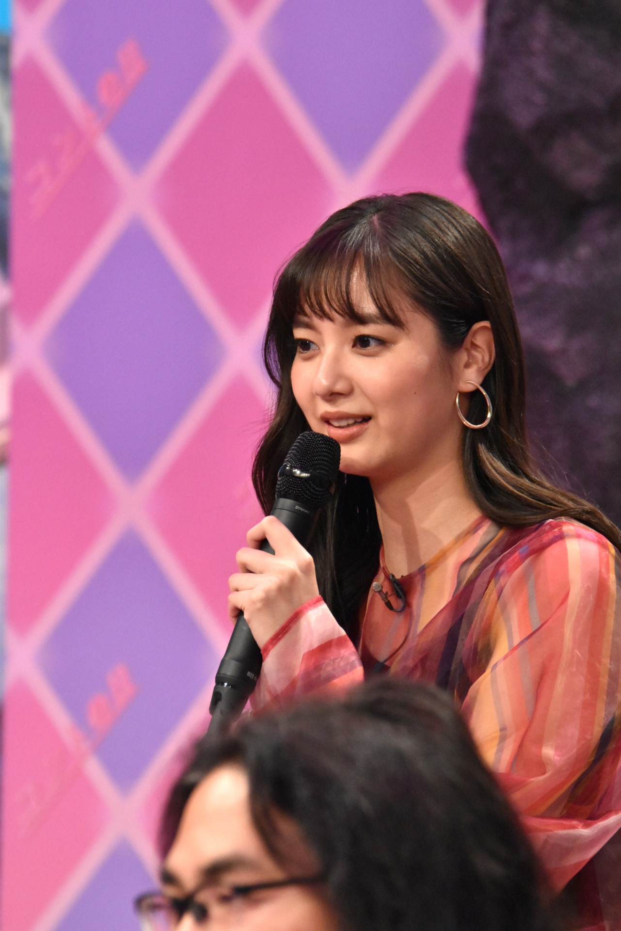 新川優愛