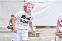 「障害物競走」に臨む、EXIT兼近。