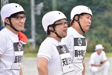 （左から）ずん飯尾、キャイ～ン天野、FUJIWARA藤本。