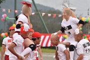 「パンスト脱がし騎馬戦」