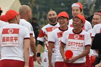 「パンスト脱がし騎馬戦」中のワンシーン。