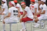 「イス取り合戦」