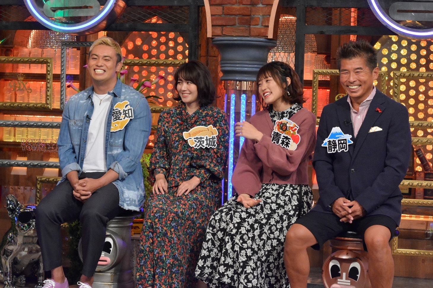 左からオカダ・カズチカ、磯山さやか、王林、勝俣州和。(c)読売テレビ