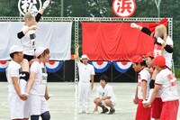 「パンスト脱がし騎馬戦」(c)TBS