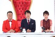 （左から）ブラックマヨネーズ小杉、千原ジュニア、高橋真理恵アナ。(c)関西テレビ