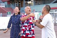 「食べた麺の長さで勝負！ ご当地麺バトル」のワンシーン。(c)広島テレビ