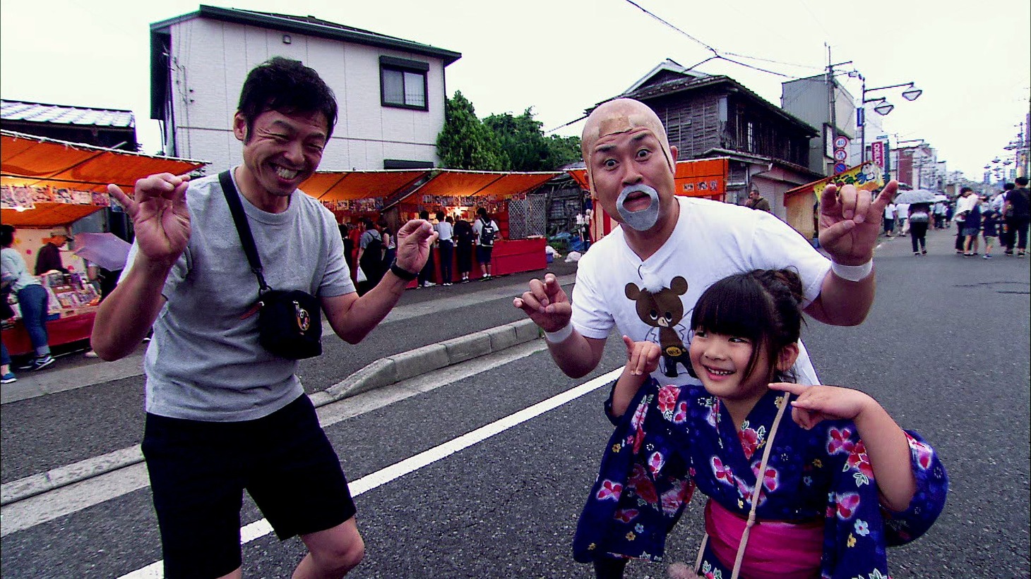 武藤敬司に扮する神奈月ら。(c)ABCテレビ