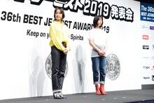 左から石橋静河、井手上漠。