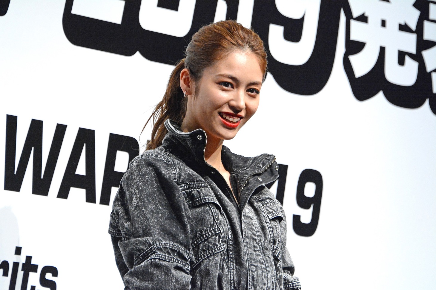 E-girlsの楓。