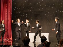 GAGとうるとらブギーズによるコントのワンシーン。(c)BSフジ