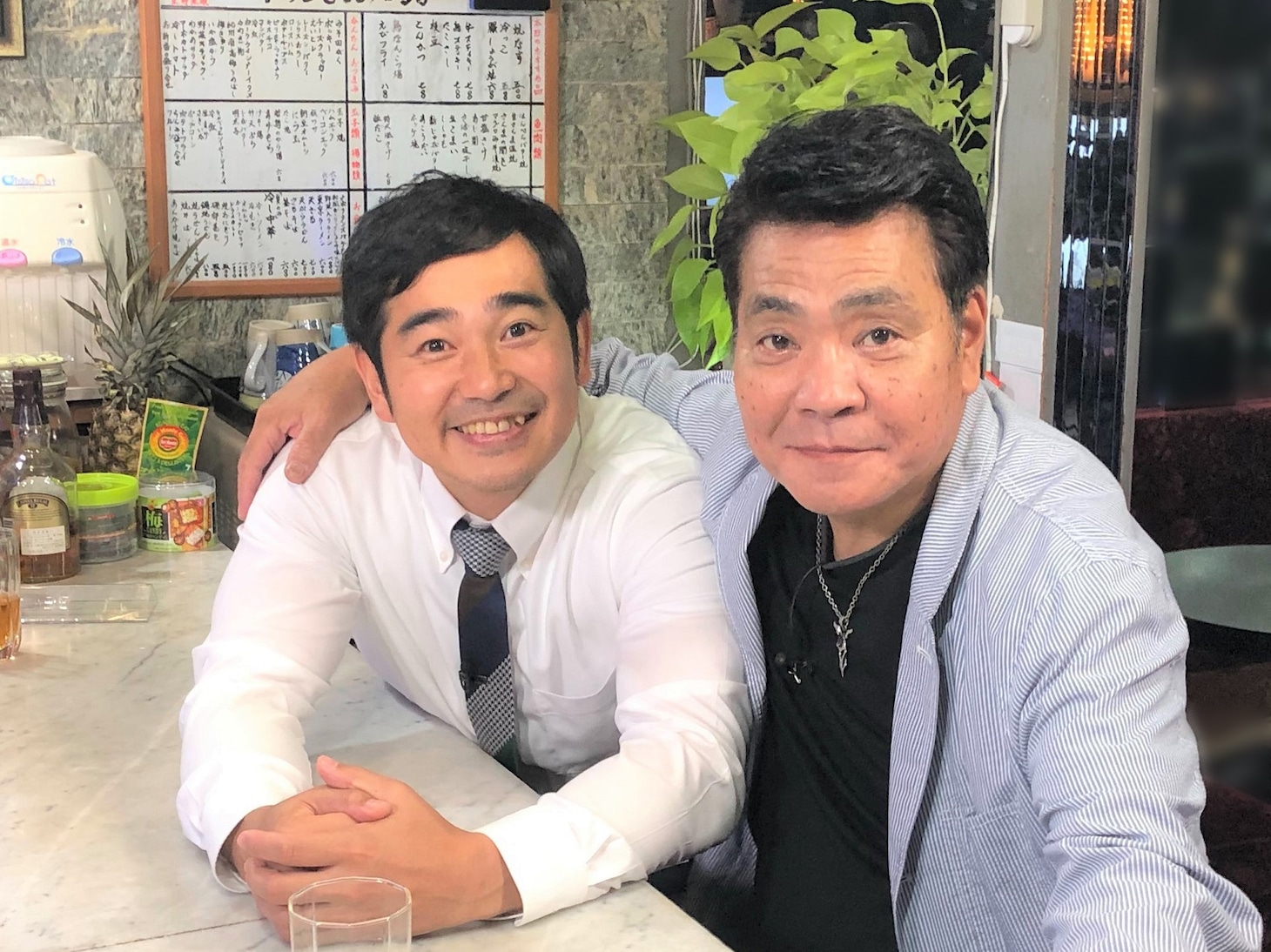 左からハマカーン浜谷、島崎俊郎。