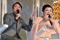 （左から）有吉弘行、マツコ・デラックス。