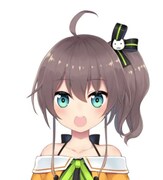 夏色まつり演じる若木春。「カラオケバーまさこ」に酒や食品を卸している近所の酒屋の後継ぎ兼看板娘。