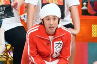 「ツボる大食い動画」のプレゼンターを務めるカジサック。(c)テレビ東京