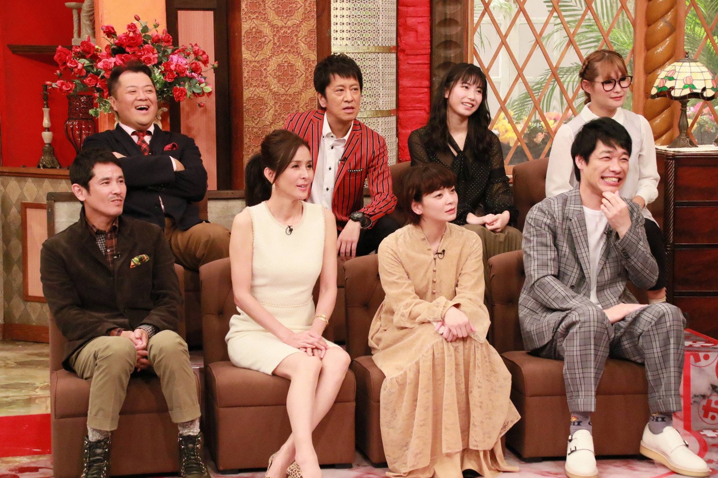 「ホンマでっか!?TV」SPに出演する麒麟・川島（前列右端）、ブラックマヨネーズ（後列左）ら。(c)フジテレビ