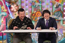 「アメトーーク！」のAbemaTVオリジナル企画「AVサミット～2019秋～」に出演する（左から）ケンドーコバヤシ、蛍原徹。(c)AbemaTV