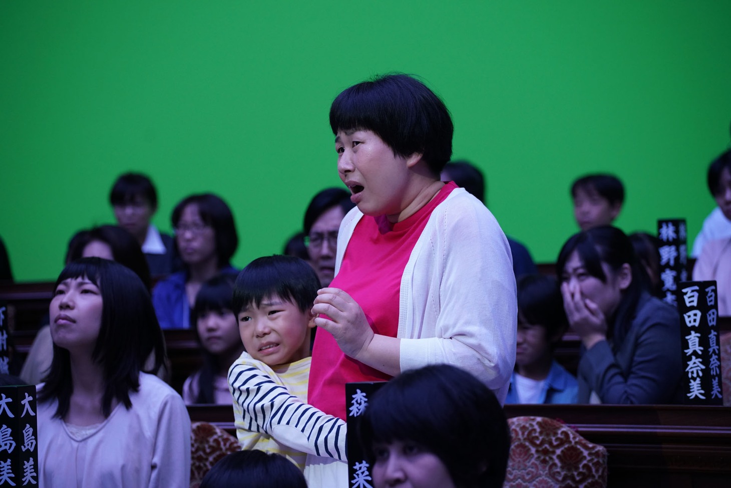 「アリエールダニよけプラス」のCM撮影メイキングカット。