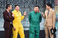 進行役の千鳥とチョコレートプラネット（中央2人）。