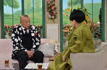 （左から）笑福亭鶴瓶、黒柳徹子。(c)テレビ朝日