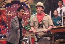 （左から）アンタッチャブル柴田、佐藤二朗。(c)フジテレビ