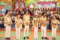 「チームデヴィ」のメンバー。(c)フジテレビ