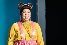 CM撮影中の様子。ゆりやんレトリィバァ。