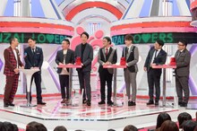 左から千鳥、かまいたち、アインシュタイン、ミキ。(c)読売テレビ