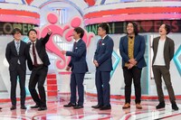 左からスーパーマラドーナ、銀シャリ、見取り図。(c)読売テレビ