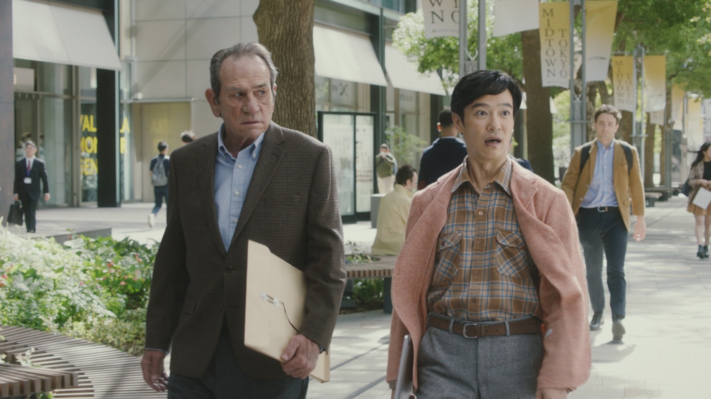 「クラフトボス ホット」の新CM「副業」より。