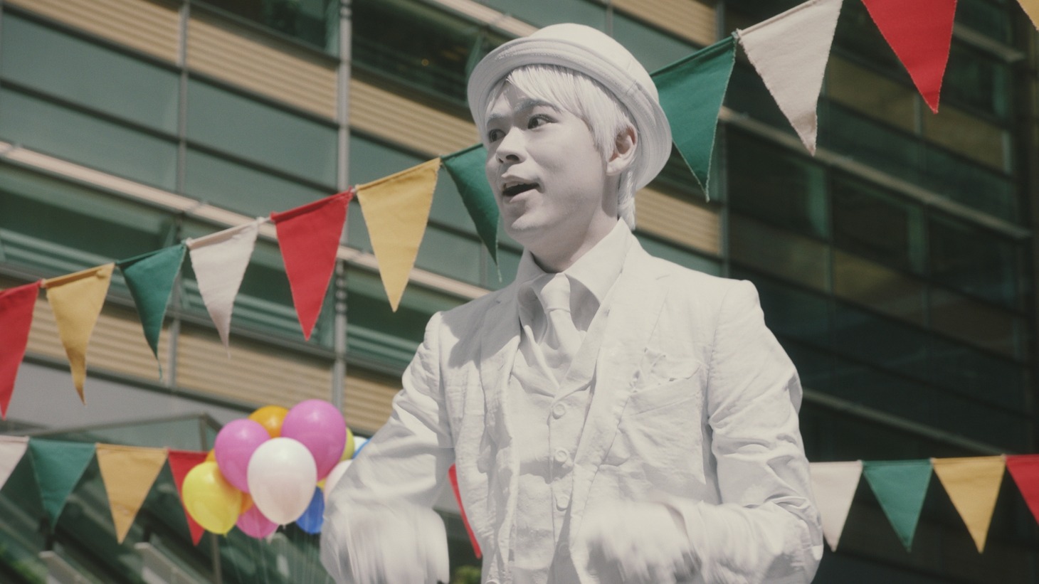 「クラフトボス ホット」の新CM「副業」より。