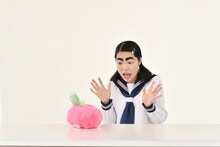 イモトアヤコとリズモ。