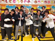 「Snow Manチーム」のSnow Manとネプチューン堀内（右端）。(c)フジテレビ