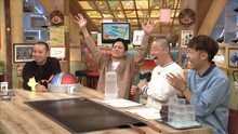 （左から）千鳥、アキナ。(c)ABCテレビ