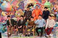 「アメトーーク！」に出演する「神社仏閣大好き芸人」の（前列左から）小籔千豊、麒麟・川島、インパルス板倉、品川庄司・品川、はんにゃ金田、（後列左から）Wエンジン・チャンカワイ、ティモンディ。(c)テレビ朝日