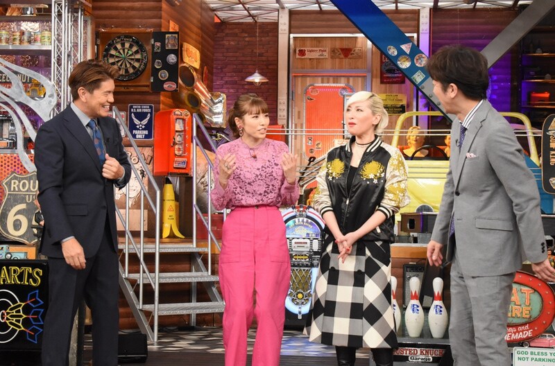 左からヒロミ、若槻千夏、LISA、フットボールアワー後藤。(c)日本テレビ