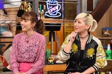 左から若槻千夏、LISA。(c)日本テレビ