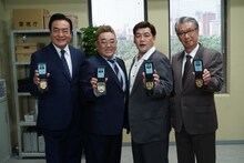 （左から）高橋英樹、サンドウィッチマン、高田純次。(c)テレビ朝日