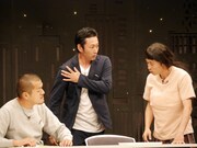 カミナリとダーヨシによるコントのワンシーン。(c)BSフジ