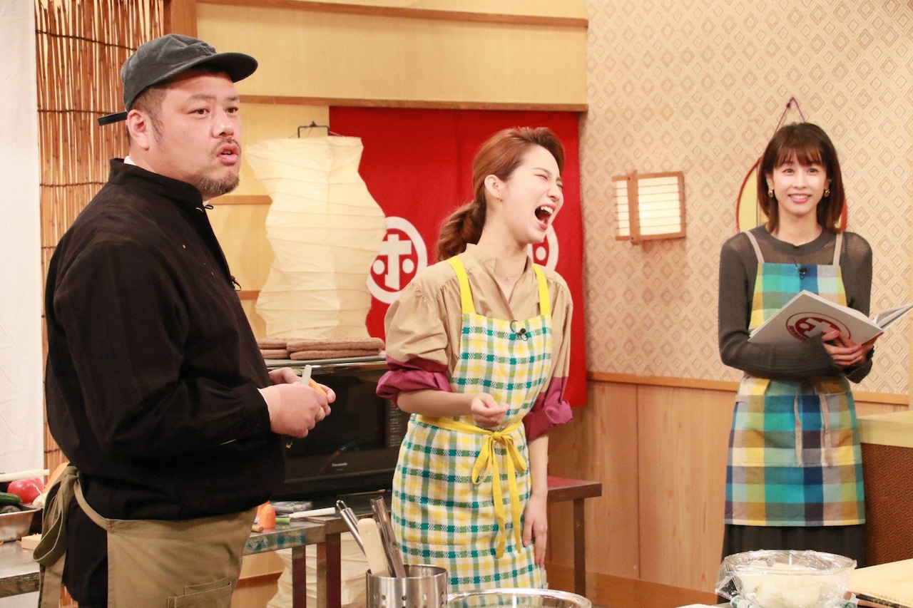 「ホンマでっか!?TV」に出演する（左から）野性爆弾くっきー！、ファーストサマーウイカ、加藤綾子。(c)フジテレビ