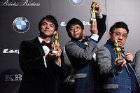 フォトセッション中の様子。