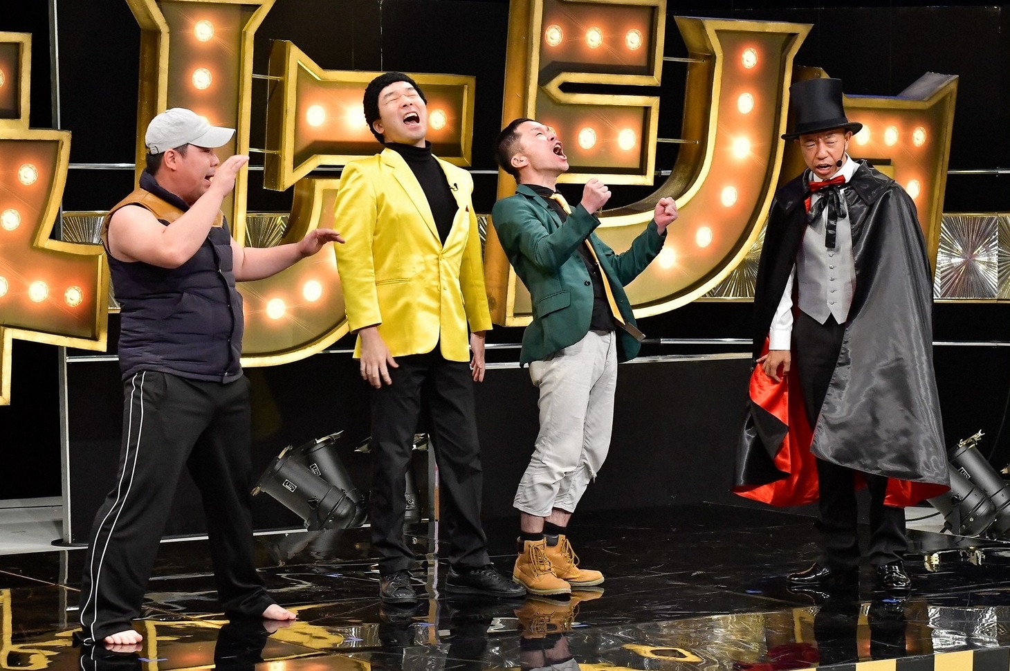 「有田ジェネレーション」の「地獄のアングラ芸人ネタウォーズ エピソード4～新たなる希望～」出演者たち。(c)TBS