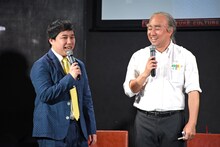 左から霜降り明星せいや、レイザーラモンRG。